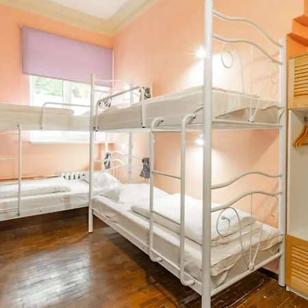 Garis Factory Hostel