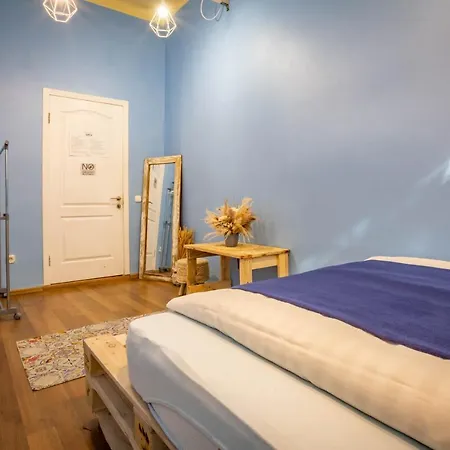 Garis Factory Hostel